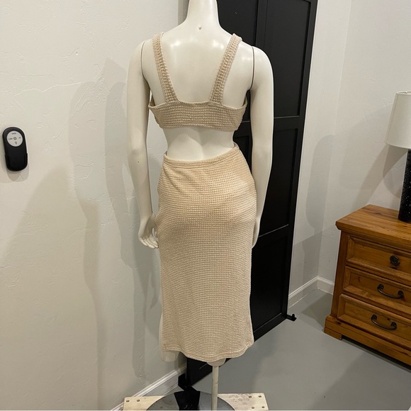 SHEIN Beige Backless Knit Dress - Picture 6 of 7